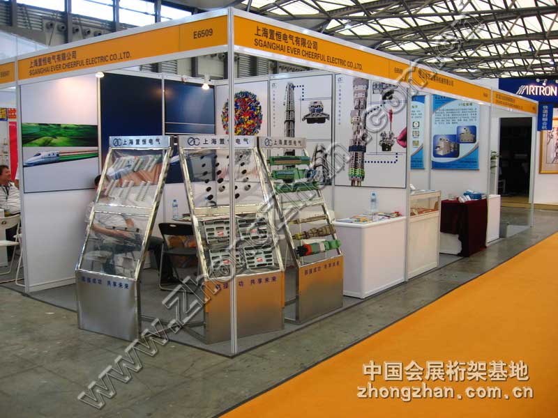 c(din)g[Ϻú늚޹˾DƬ